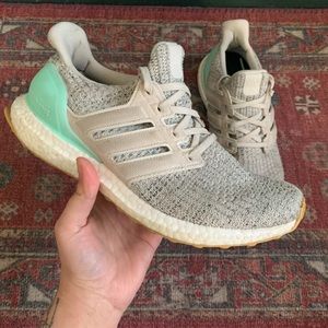 Adidas Boost Running Shoes Women’s Size 8